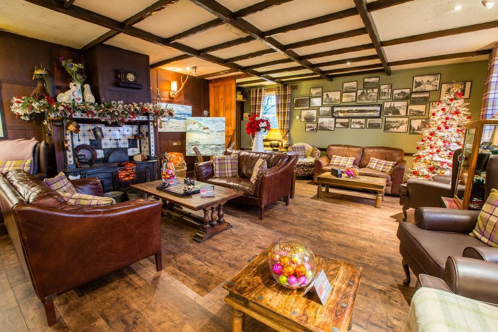 The Cock And Bull Bed & Breakfast Balmedie Екстериор снимка